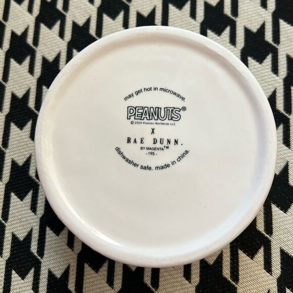 Peanuts x Rae Dunn Paw La La Pet Bowls- Set of 2 - Picture 7 of 8